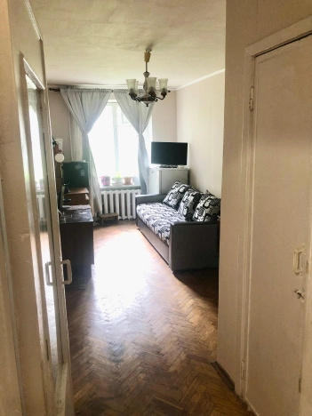 Купить квартиру на вторичке у метро Проспект Ветеранов в Санкт-Петербурге. Вариант № 59735, 1, площадь -  квм, цена 5290000 рублей