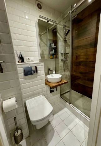 Купить квартиру в Москве. Вариант № 9893084, 16, площадь -  квм, цена 20400000 рублей