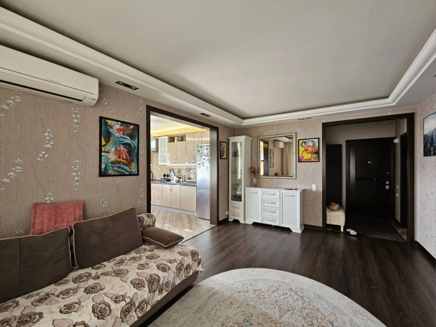 Купить двухкомнатную квартиру на вторичке в Пушкине. Вариант № 2026605, 5, площадь -  квм, цена 13000000 рублей