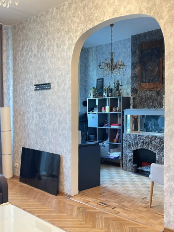 Купить квартиру в Москве. Вариант № 3215975, 22, площадь - квм, цена 64000000.0000 рублей