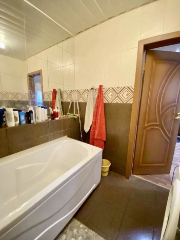 Купить квартиру в Москве. Вариант № 3066744, 25, площадь -  квм, цена 14700000.0000 рублей