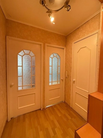 Купить квартиру в Москве. Вариант № 8303315, 11, площадь -  квм, цена 12000000 рублей