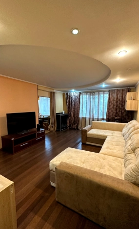 Купить квартиру в Омске. Вариант № 9677977, 12, площадь -  квм, цена 9200000 рублей