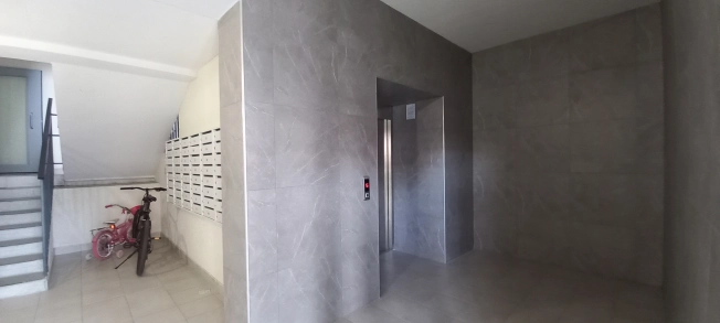 . Вариант № 15242, 17, площадь - 42 квм, цена 7390000 рублей