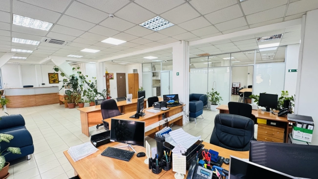 Снять коммерческую недвижимость в Новосибирске. Вариант № 27086, 2, площадь -  квм, цена 270000 рублей