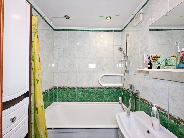 . Вариант № 49775, 13, площадь - 75.8 квм, цена 7100000 рублей