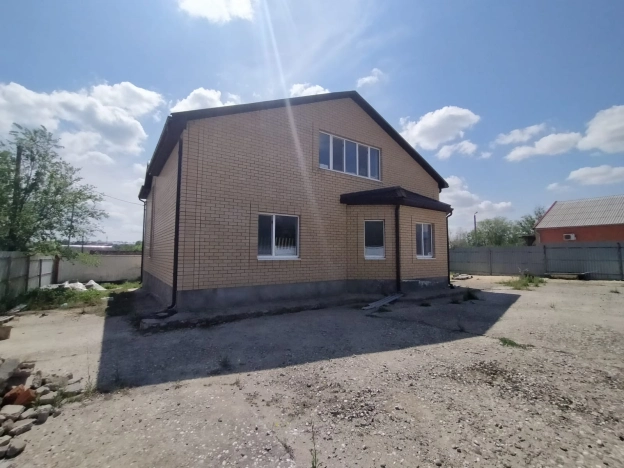 Купить дом на улице переулок Братьев Алехиных в Элисте. Вариант № 2026883, 1, площадь -  квм, цена 15200000 рублей