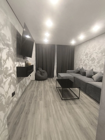 Снять квартиру в Тобольске. Вариант № 10156592, 5, площадь -  квм, цена 45000 рублей