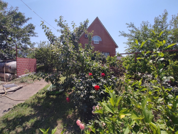 Купить дом на улице Гранатовая в Краснодарском крае. Вариант № 1298596, 3, площадь -  квм, цена 17990000 рублей