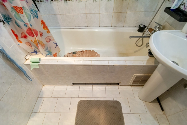 Купить квартиру на улице Дивизионный проезд в Петрозаводске. Вариант № 30605, 8, площадь -  квм, цена 6500000 рублей