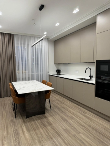 Купить квартиру на улице Дальняя в Краснодаре. Вариант № 2674277, 23, площадь -  квм, цена 17500000 рублей