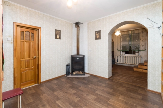 Купить дом в Микрорайоне Восточный, Тобольск в Тобольске. Вариант № 11701, 12, площадь -  квм, цена 9000000 рублей