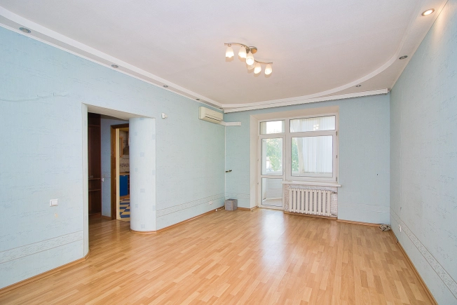 Купить однокомнатную квартиру на улице Пичугина в Владимире. Вариант № 1193873, 6, площадь -  квм, цена 6950000 рублей