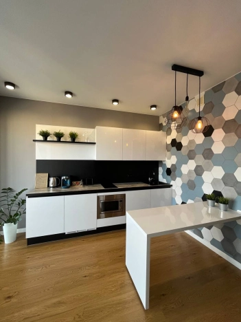 Купить двухкомнатную квартиру в Иркутске. Вариант № 9301477, 3, площадь -  квм, цена 9750000 рублей