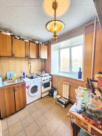 Купить трехкомнатную квартиру в Кызыле. Вариант № 8849060, 3, площадь - квм, цена 6990000 рублей