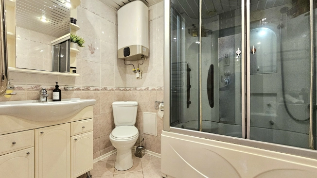 Купить квартиру в Липецкой области. Вариант № 7719812, 41, площадь -  квм, цена 7599000 рублей