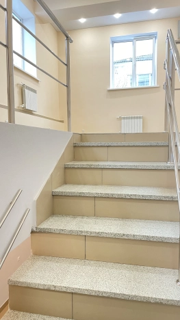 Купить коммерческую недвижимость свободного назначения в Октябрьском. Вариант № 2648143, 5, площадь -  квм, цена 6700000 рублей