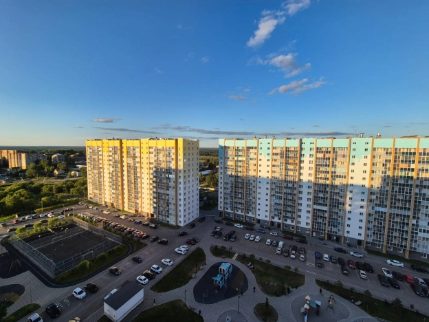 Купить трехкомнатную квартиру в Сыктывкаре. Вариант № 1367236, 34, площадь -  квм, цена 9200000 рублей