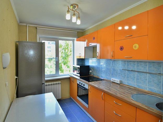 Купить четырехкомнатную квартиру в Новосибирской области. Вариант № 3881281, 0, площадь -  квм, цена 7500000 рублей