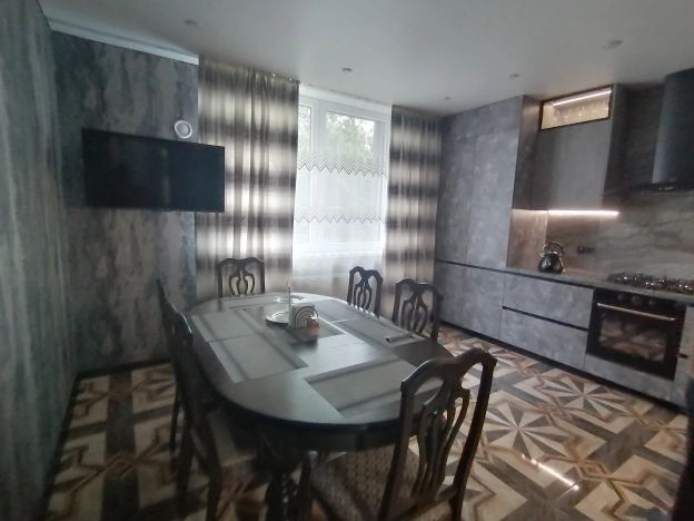 Купить трехкомнатную квартиру в районе Центральный в Калининграде. Вариант № 60566, 3, площадь -  квм, цена 11600000 рублей