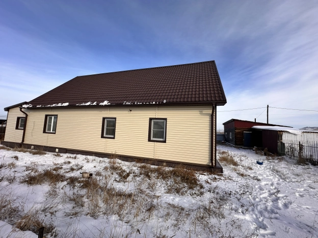 Купить дом в Иркутской области. Вариант № 9325403, 4, площадь -  квм, цена 6500000 рублей