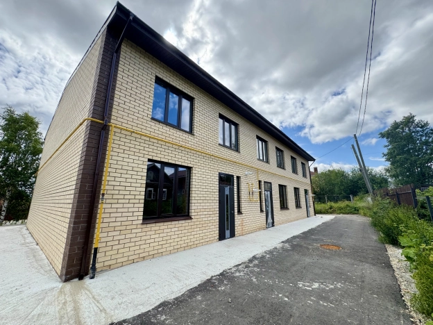 Купить таунхаус в Сыктывкаре. Вариант № 546545, 3, площадь - квм, цена 5800000 рублей