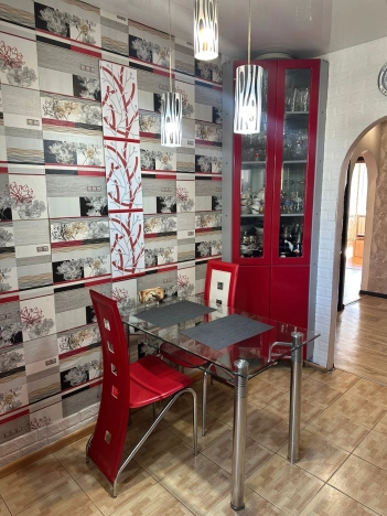 Купить трехкомнатную квартиру в Лакинске. Вариант № 56785, 4, площадь -  квм, цена 4600000 рублей