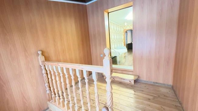 Купить дом на улице Совхозная в Тюменской области. Вариант № 8966319, 4, площадь -  квм, цена 5500000 рублей