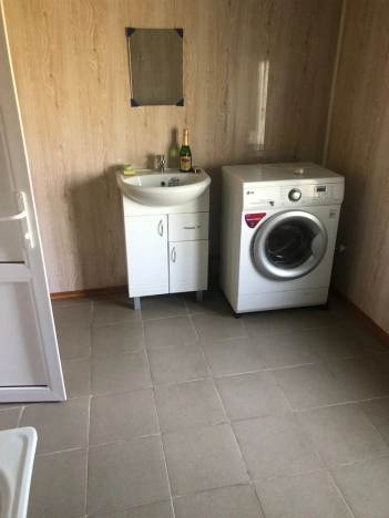 Купить дом в Таганроге. Вариант № 4374, 11, площадь -  квм, цена 2400000 рублей