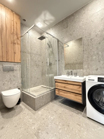 Купить квартиру в Москве. Вариант № 10134943, 7, площадь -  квм, цена 20000000 рублей