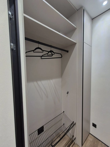 Купить однокомнатную квартиру на улице Молодой Гвардии в Калининграде. Вариант № 629943, 24, площадь -  квм, цена 13850000 рублей