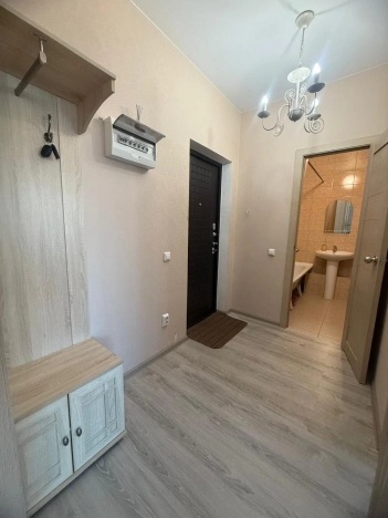 Купить однокомнатную квартиру в Краснодаре. Вариант № 10281968, 10, площадь -  квм, цена 5790000 рублей