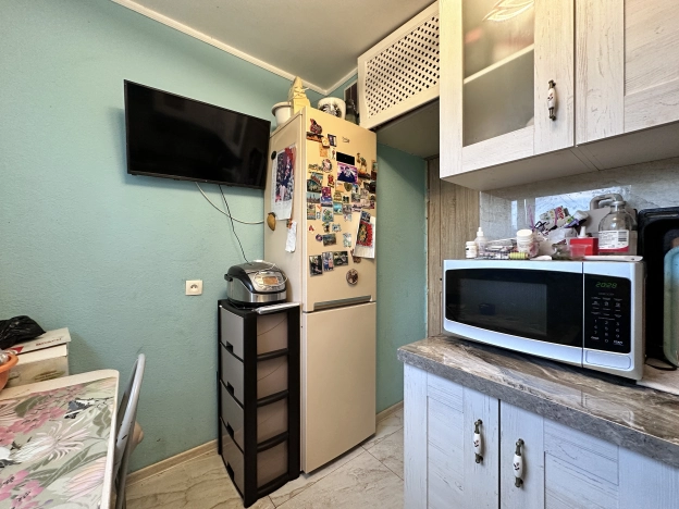 Купить трехкомнатную квартиру в районе Приморский в Санкт-Петербурге. Вариант № 1383159, 17, площадь -  квм, цена 11249000 рублей