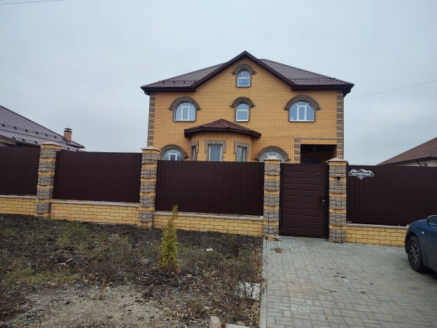 Купить дом на улице Персиковая в Белгородской области. Вариант № 19033, 0, площадь -  квм, цена 16500000 рублей