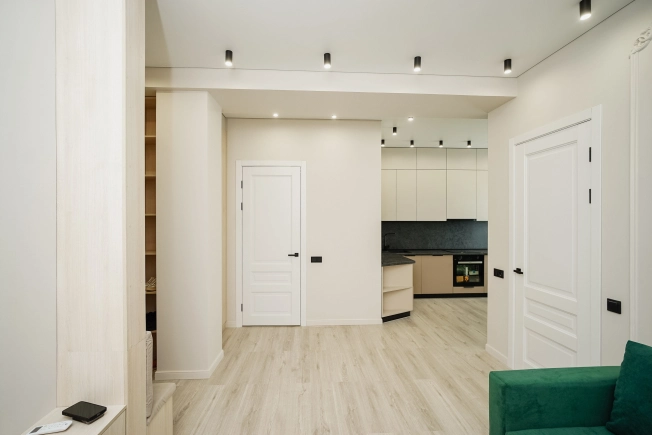 Купить однокомнатную квартиру в Омске. Вариант № 7993905, 0, площадь -  квм, цена 7700000 рублей