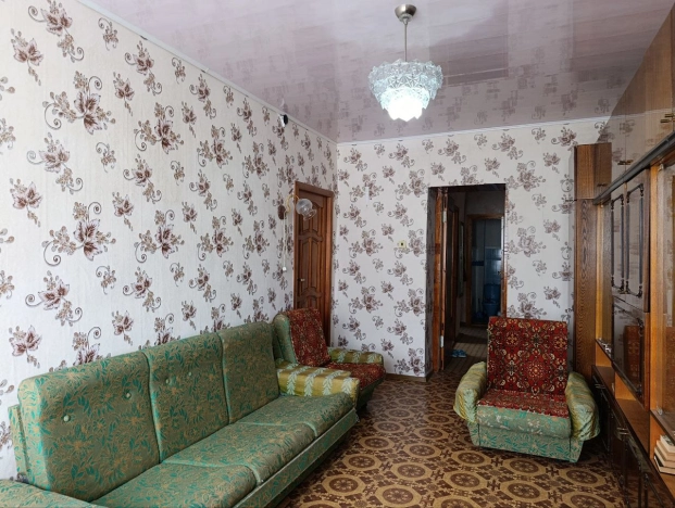 Купить трехкомнатную квартиру на вторичке на улице Ленина в Владимирской области. Вариант № 54939, 5, площадь -  квм, цена 1800000 рублей