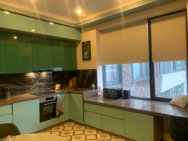 Купить квартиру в Москве. Вариант № 9864905, 18, площадь -  квм, цена 41000000 рублей