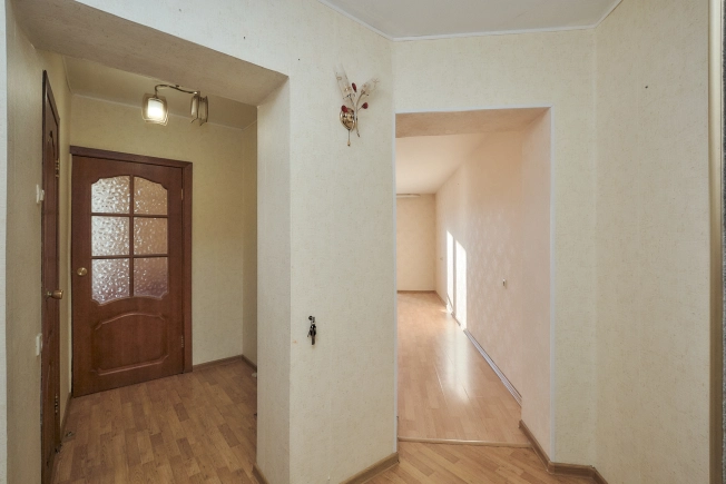 Купить однокомнатную квартиру на улице Сельских Строителей в Рязани. Вариант № 2481221, 7, площадь -  квм, цена 3450000 рублей