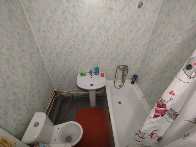 Купить комнату у метро Заельцовская в Новосибирске. Вариант № 2054510, 7, площадь -  квм, цена 1900000 рублей