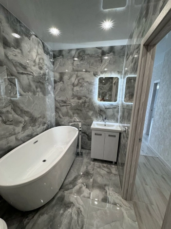 Купить квартиру на улице Молодёжный проспект в Кемерове. Вариант № 40398, 8, площадь -  квм, цена 9300000 рублей