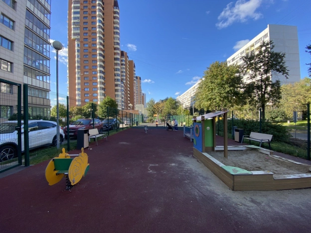 Купить трехкомнатную квартиру на вторичке в ВАО в Москве. Вариант № 6062151, 3, площадь -  квм, цена 21800000 рублей