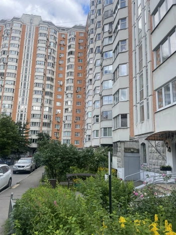 Купить трехкомнатную квартиру на вторичке в ВАО в Москве. Вариант № 49104, 21, площадь -  квм, цена 24350000 рублей