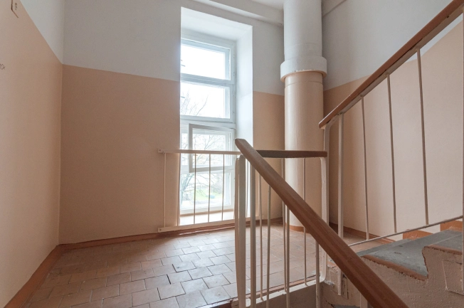 Купить квартиру в Вологодской области. Вариант № 8790858, 36, площадь -  квм, цена 12000000 рублей