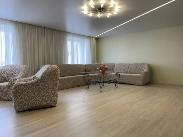 Купить трехкомнатную квартиру на вторичке на улице Суворова в Пензе. Вариант № 5478767, 5, площадь - квм, цена 12980000 рублей