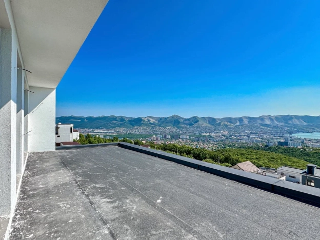 Купить дом на улице Октябрьский переулок в Новороссийске. Вариант № 31409, 47, площадь -  квм, цена 37000000 рублей