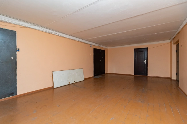 Купить однокомнатную квартиру в Омске. Вариант № 5922237, 7, площадь -  квм, цена 2900000 рублей