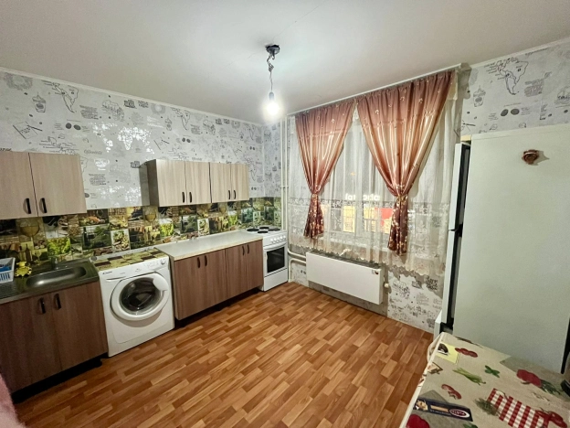 Купить квартиру в Краснодаре. Вариант № 25209, 4, площадь - квм, цена 5300000.0000 рублей