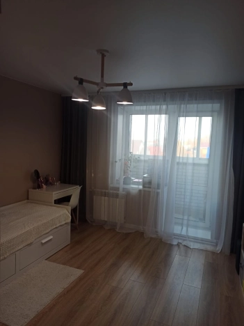 Купить квартиру в Бердске. Вариант № 8162561, 4, площадь -  квм, цена 6300000 рублей