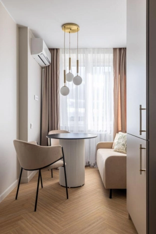 Купить квартиру в Москве. Вариант № 8430556, 18, площадь -  квм, цена 33600000 рублей