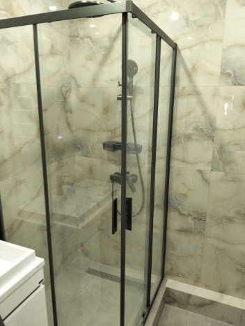 Купить двухкомнатную квартиру на улице Старокубанская в Краснодаре. Вариант № 3332087, 7, площадь -  квм, цена 13400000 рублей